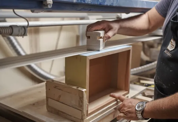 Handmade Sanding the wooden box