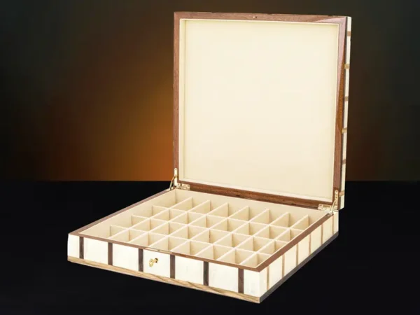 Sofia Chess Box with chess space