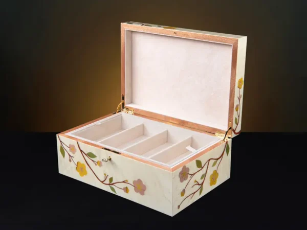 Sakura White Large Luxury Jewellery Box - Sunglasses