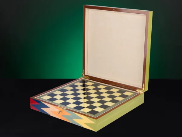 Zag inlaid wood chess box w chessboard